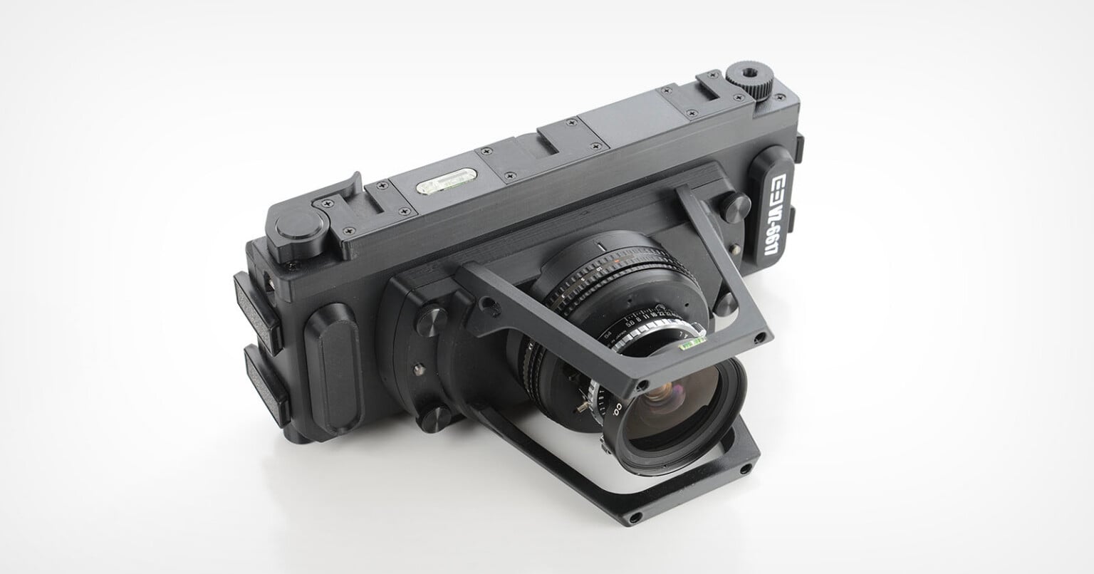 This New Medium Format Film Camera Can Change its Frame Size on the Fly ...