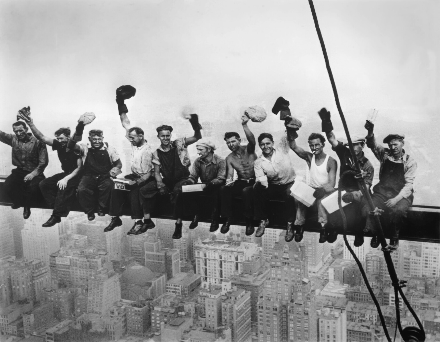The Enduring Mystery Behind Iconic American Photograph 'Lunch on a Beam ...