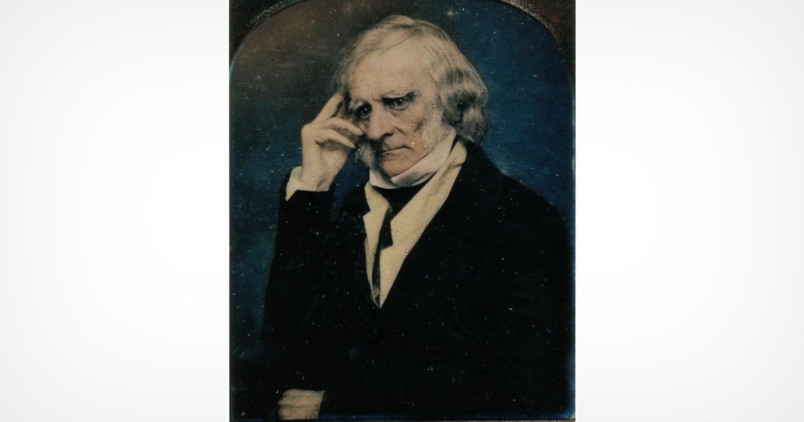 Unknown Photographer Who Took First Royal Portrait Honored With Blue Plaque