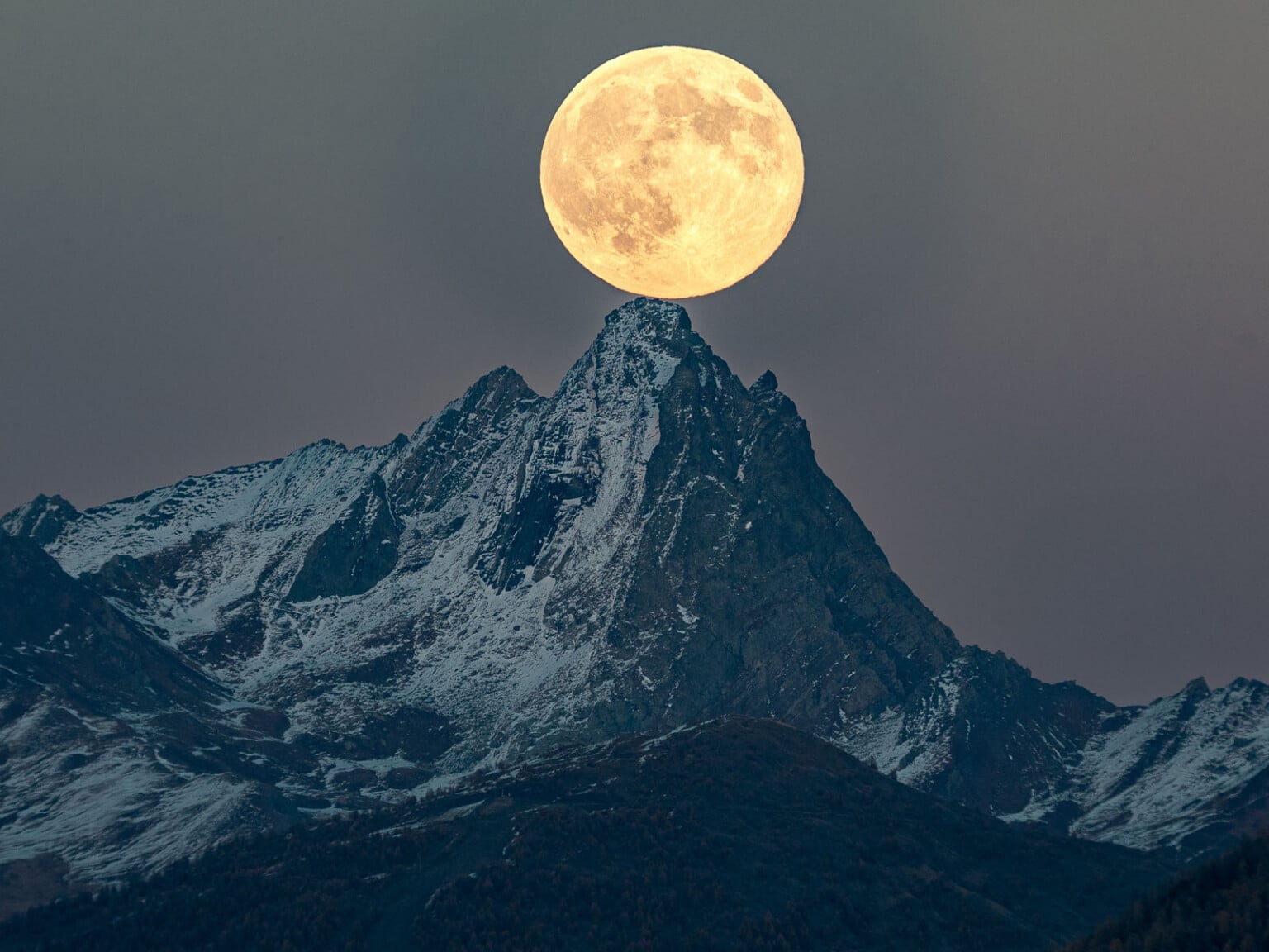 The 29 Finalists for Astronomy Photographer of the Year | PetaPixel