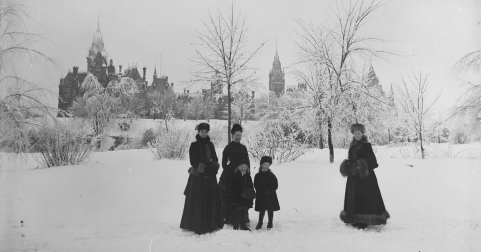 Fascinating Photos Show How Canada Looked When It Was Created 159 Years ...