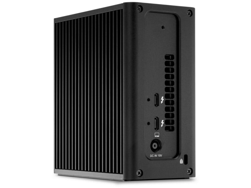 OWC Express 4M2 Ultra Is the Fastest Compact Thunderbolt 5 RAID Solution