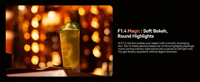 A tall glass of a green cocktail sits on a dark surface against a background of soft, out-of-focus golden light orbs, with text describing the f/1.4 aperture and bokeh effect to the right.