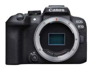 EOS R10