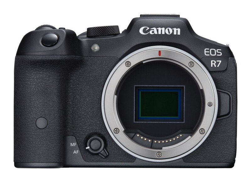 EOS R7