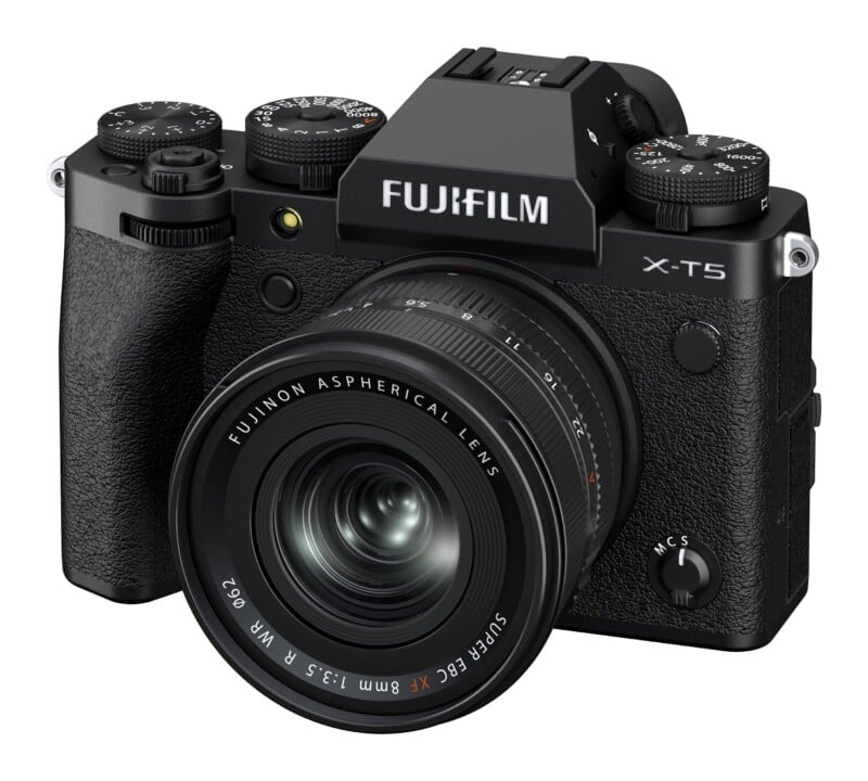 XF 8mm f/3.5 R WR
