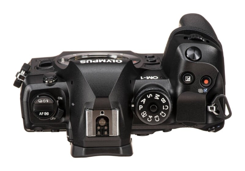 OM-1