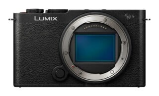Lumix S9