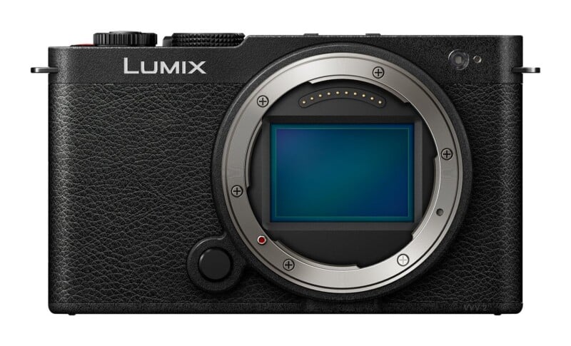 Lumix S9