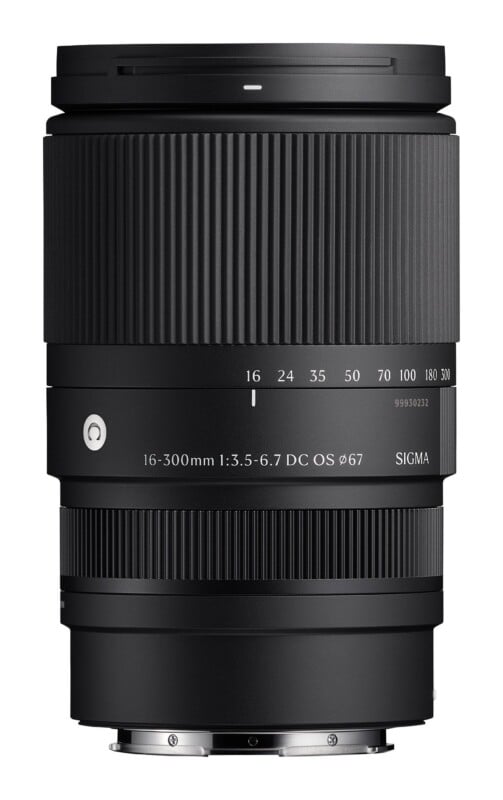 16-300mm f/3.5-6.7 DC OS Contemporary