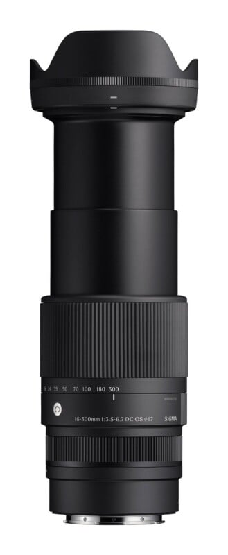 16-300mm f/3.5-6.7 DC OS Contemporary