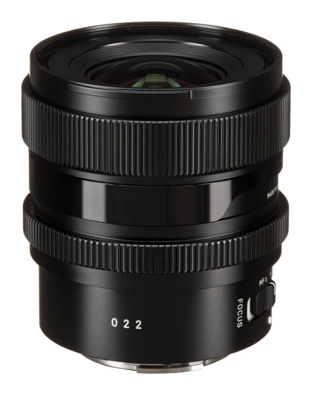 20mm f/2 DG DN Contemporary
