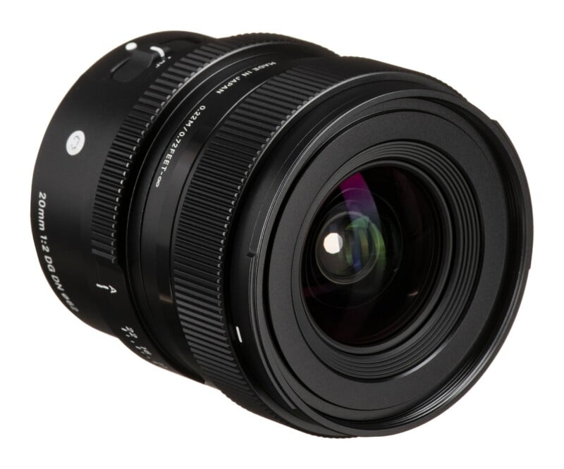 20mm f/2 DG DN Contemporary