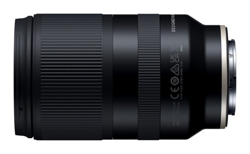 18-300mm f/3.5-6.3 Di III-A VC VXD