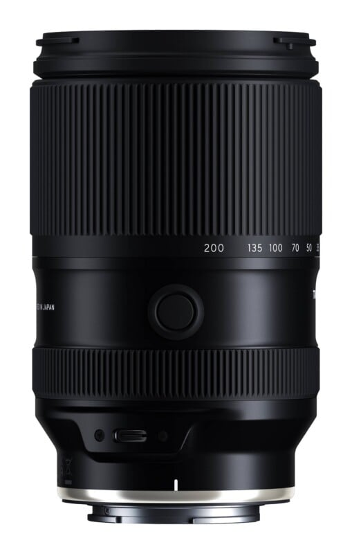 25-200mm f/2.8-5.6 Di III VXD G2