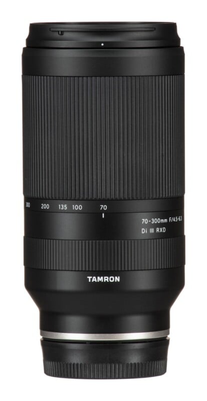 70-300mm f/4.5-6.3 Di III RXD
