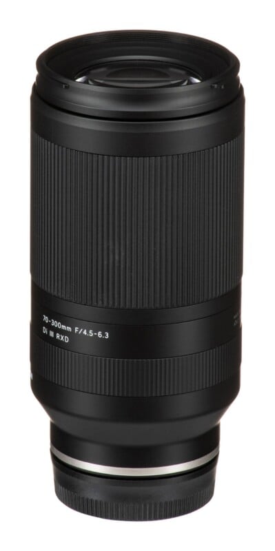 70-300mm f/4.5-6.3 Di III RXD