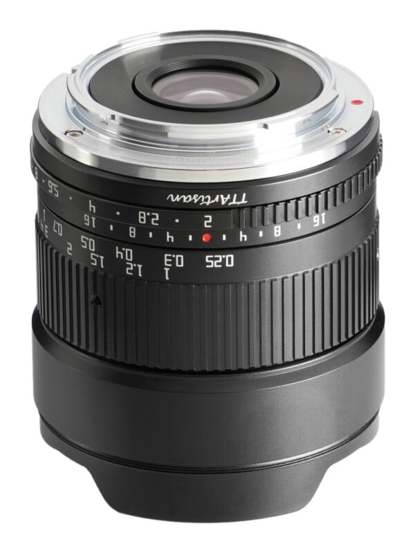 10mm f/2 APS-C