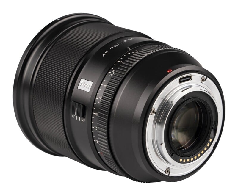 75mm f/1.2 AF