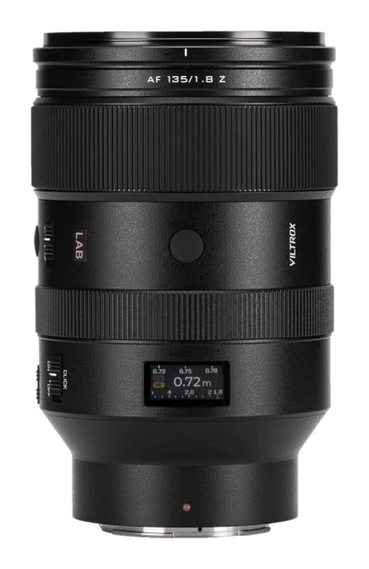 AF 135mm f/1.8 LAB