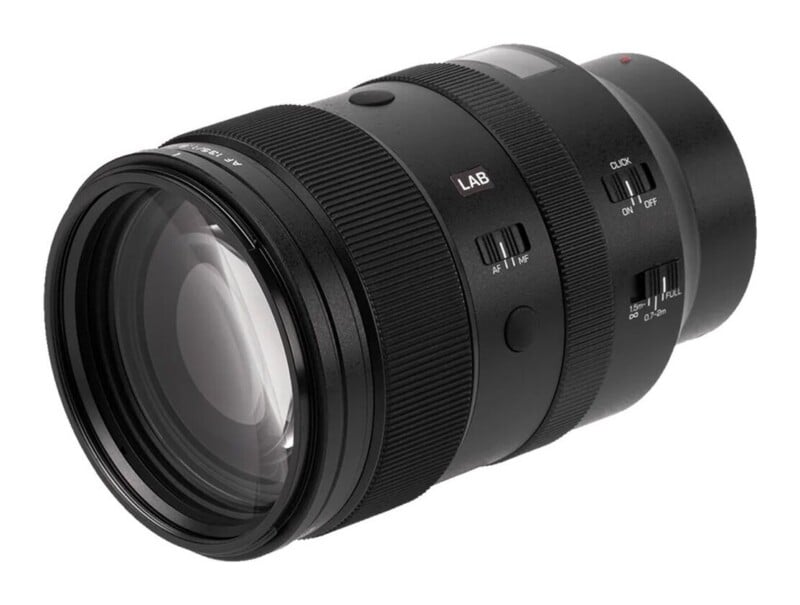 AF 135mm f/1.8 LAB
