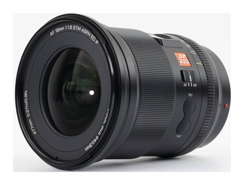 AF 16mm f/1.8 FE