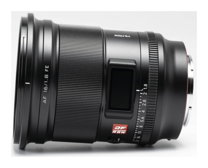 AF 16mm f/1.8 FE
