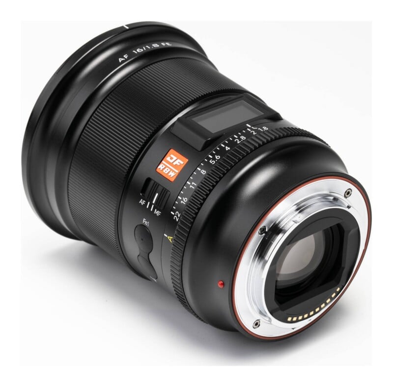 AF 16mm f/1.8 FE