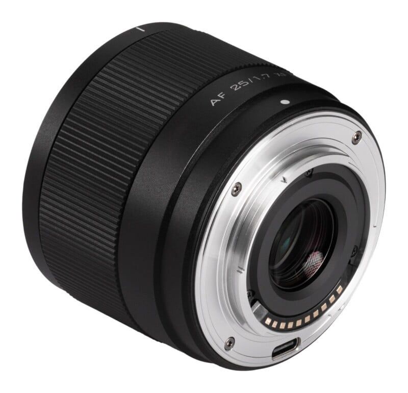 AF 25mm f/1.7 Air