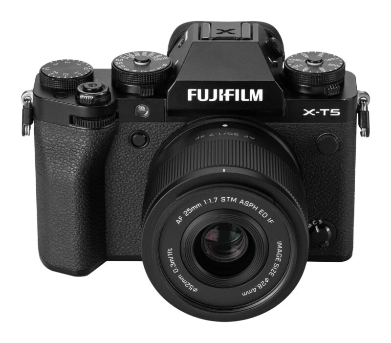 AF 25mm f/1.7 Air
