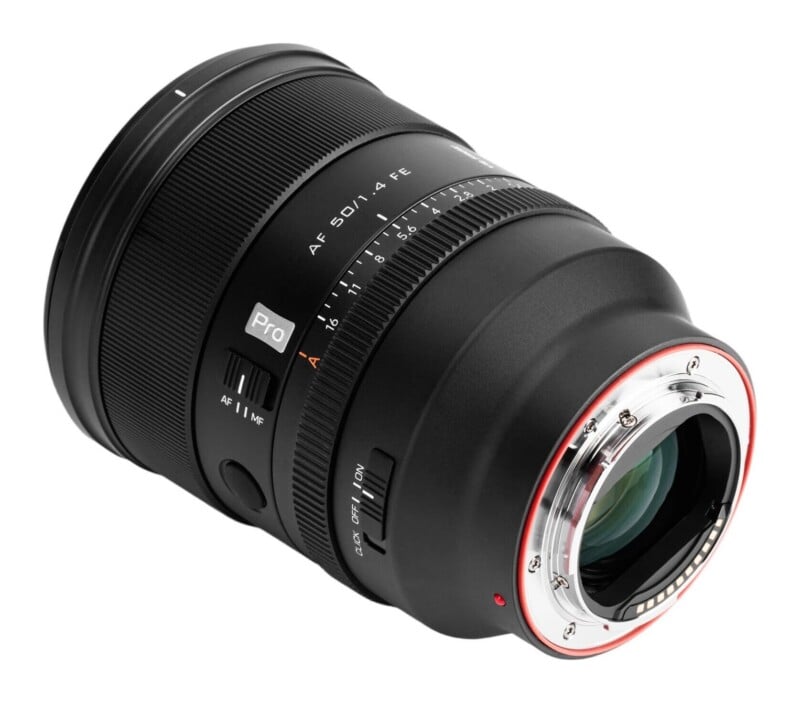 AF 50mm f/1.4 Pro