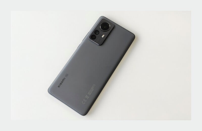 12 Pro Smartphone