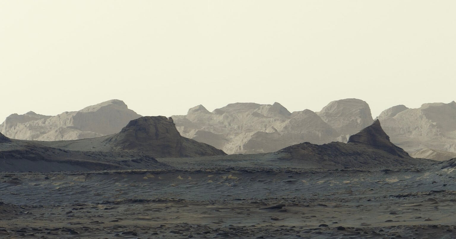 Curiosity Rover Snaps Another Banger Photo: A Martian Mountain at Dawn ...