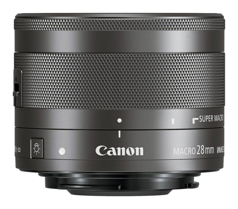 EF-M 28mm f/3.5 Macro IS STM