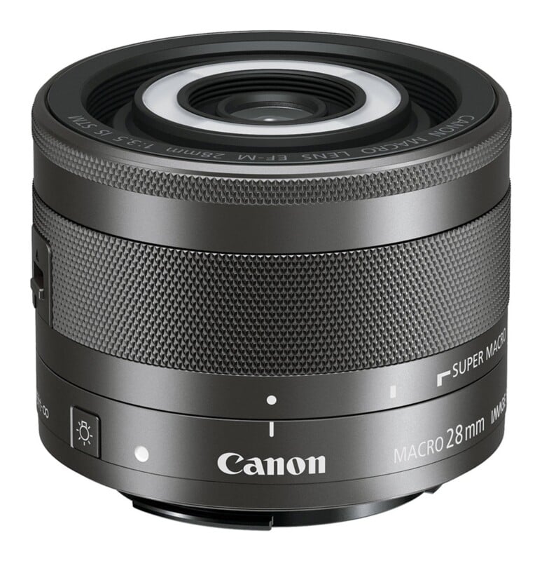EF-M 28mm f/3.5 Macro IS STM