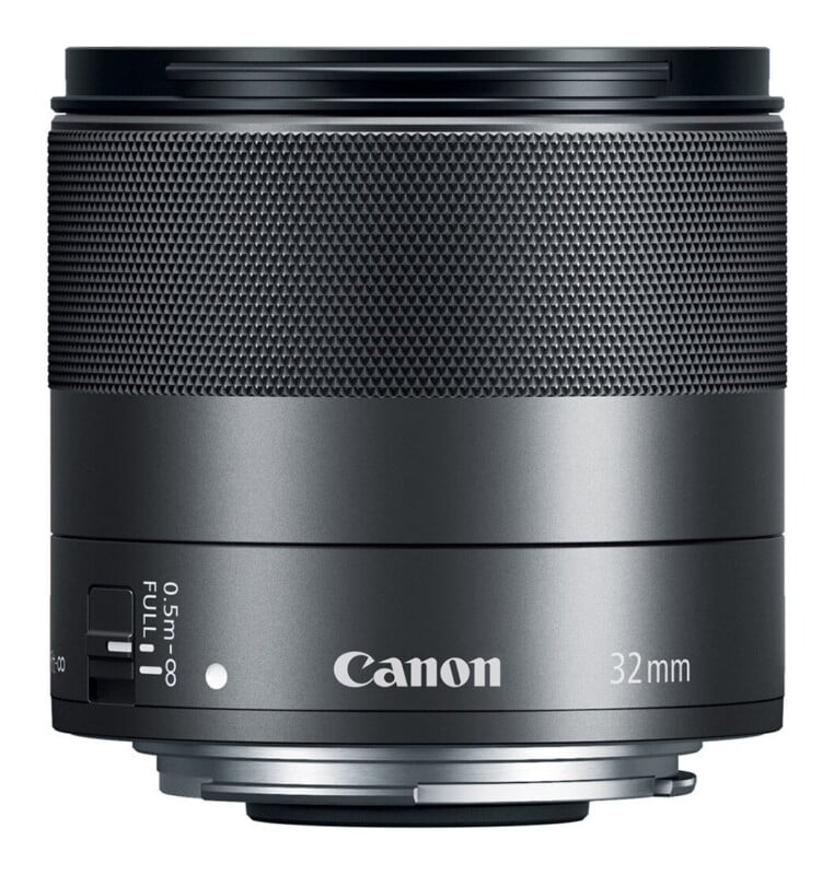 EF-M 32mm f/1.4 STM