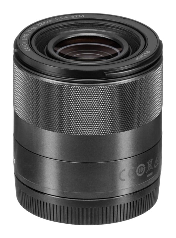 EF-M 32mm f/1.4 STM