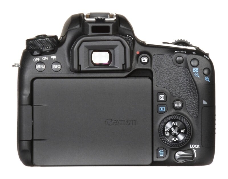 EOS 77D