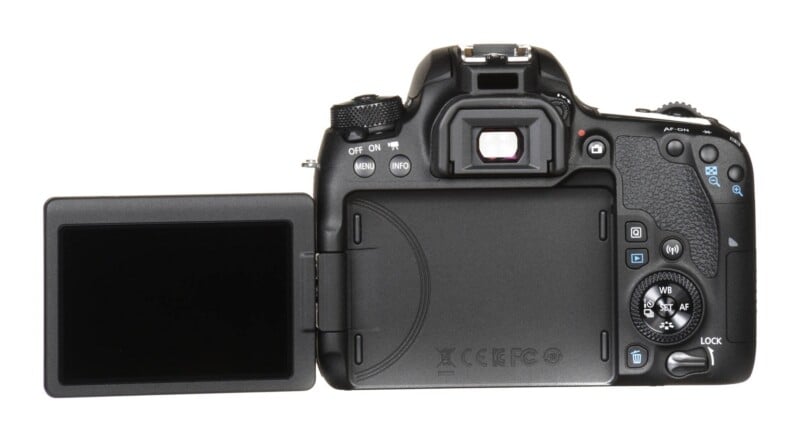EOS 77D