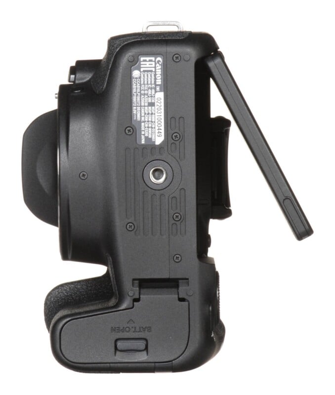 EOS 77D