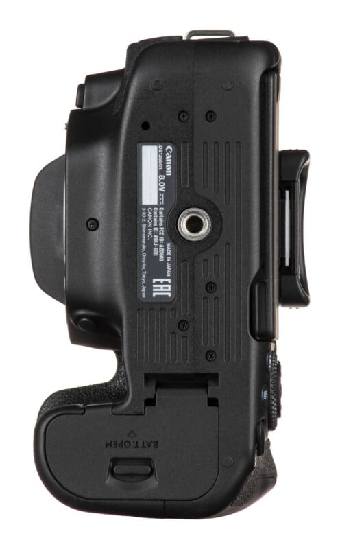 EOS 90D