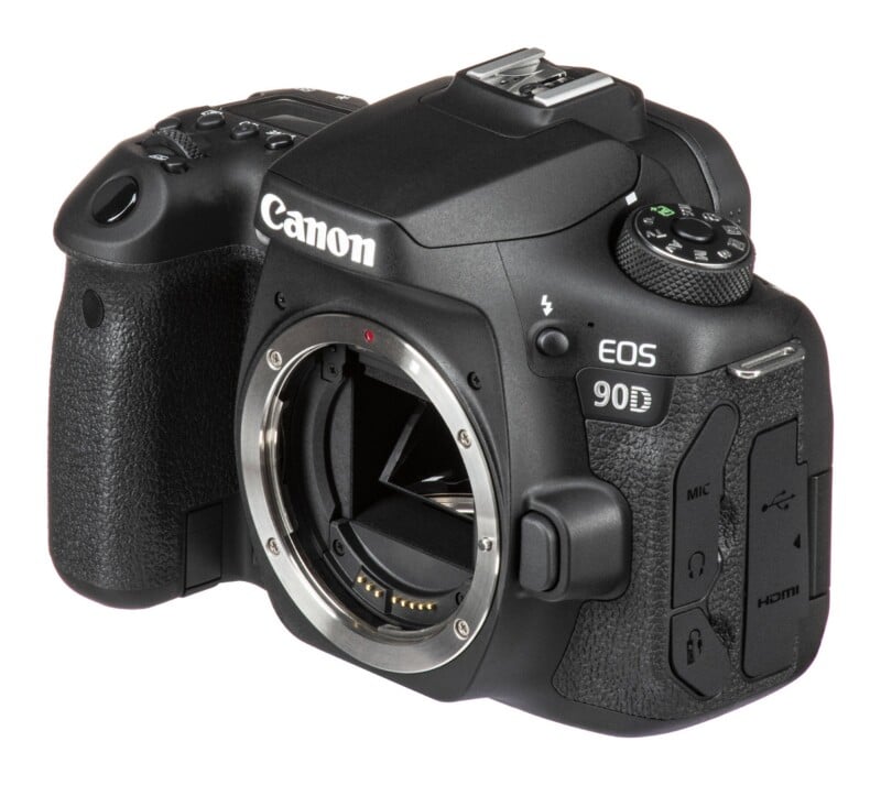 EOS 90D