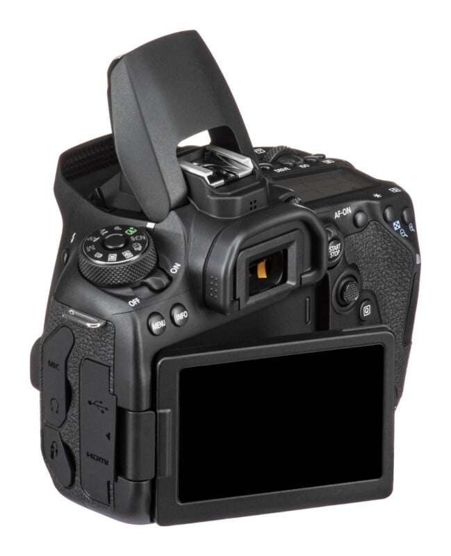 EOS 90D