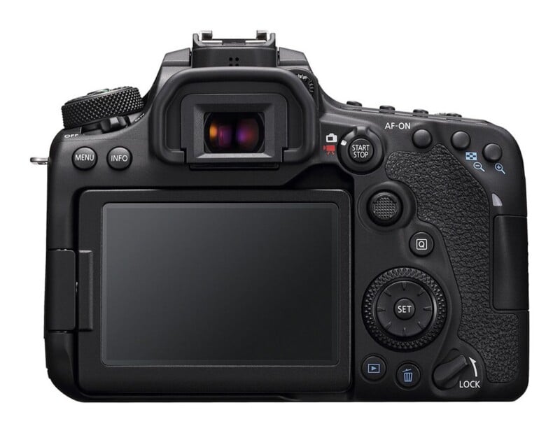EOS 90D