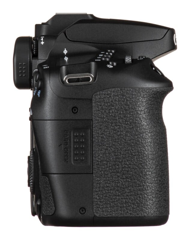 EOS 90D