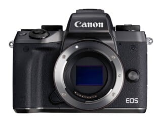 EOS M5