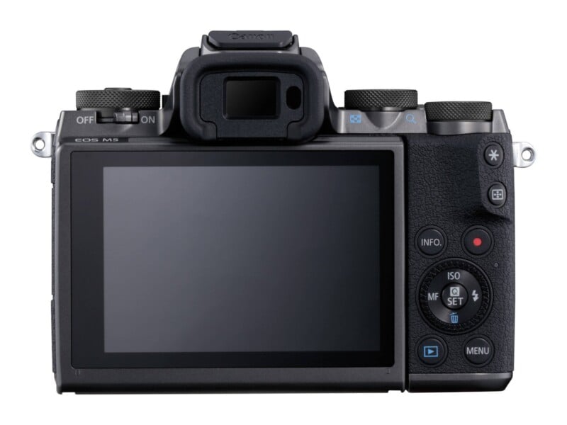 EOS M5