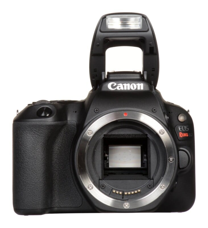 EOS Rebel SL2 (200D)