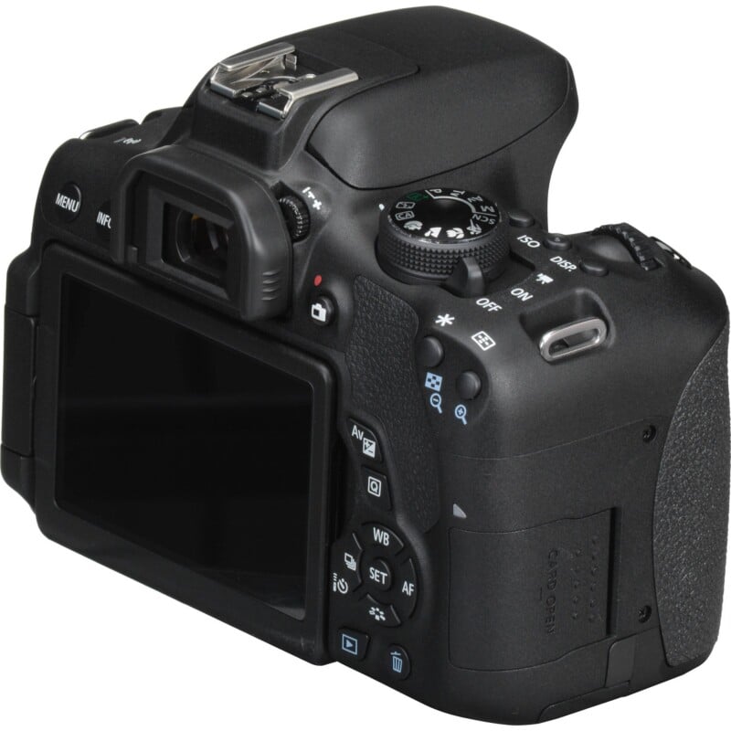 EOS Rebel T6i (750D)