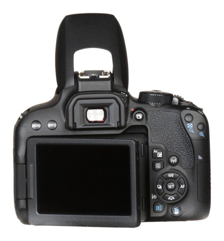 EOS Rebel T7i (800D)